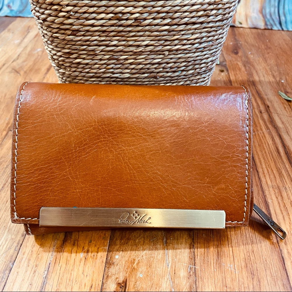 EUC Patricia Nash Leather Wallet